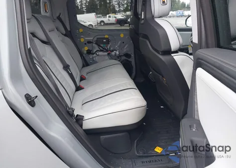 2024 Rivian R1T Adventure Dual Motor Large Pack/Adventure Dual Motor Perf Large Pack from USA, damaged, VIN 7FCTGBAA4RN031306